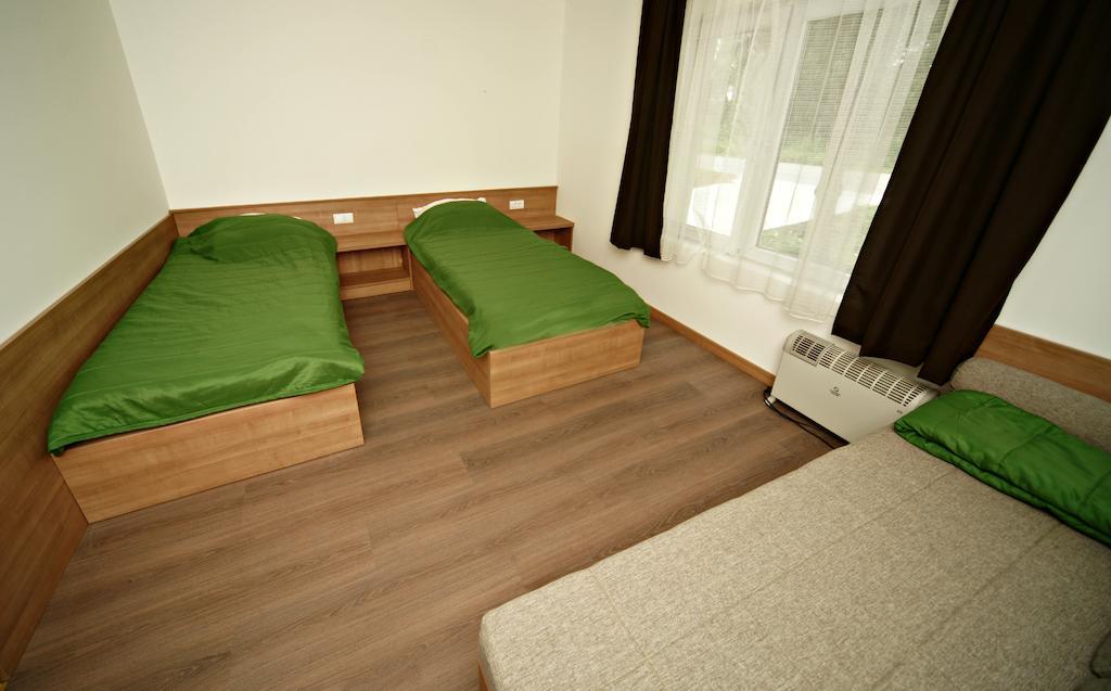 Rooms And Apartments At River Morovic Номер фото